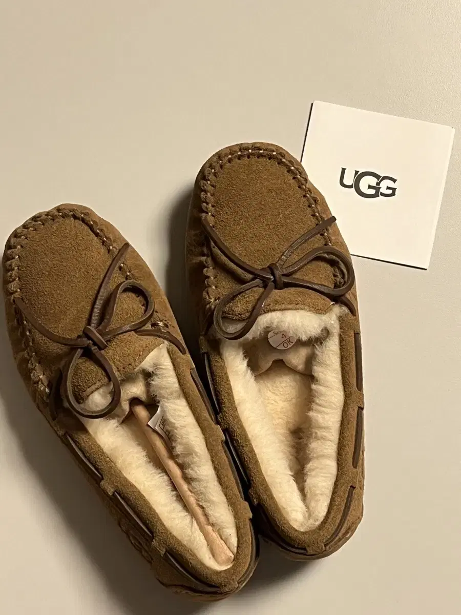 UGG dakota us1 / 어그 다코타 200사이즈